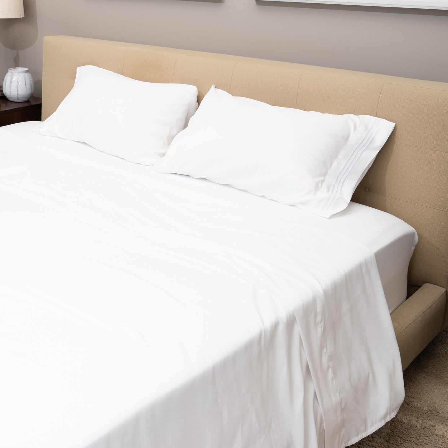 King Size Sheets Set - 4 Piece, Easy to Maintain Microfiber King Sheets with Pillow Cases for Men and Women, Fade and Wrinkle-Resistant Bedding Set
